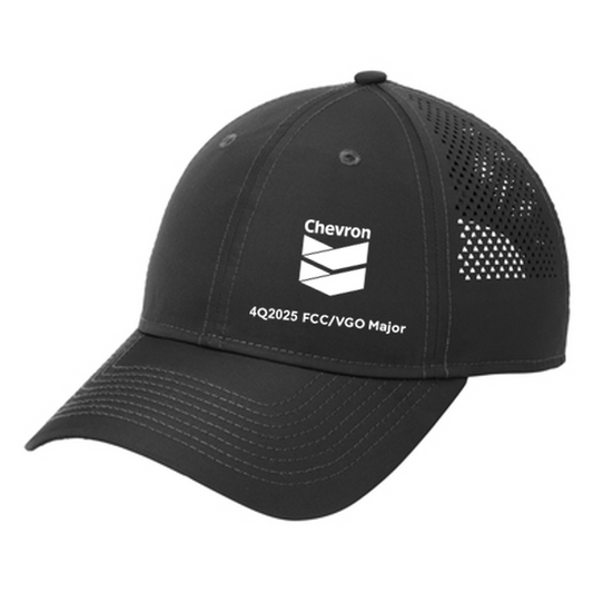 CHEVRON New Era ® Perforated Performance Cap - BLACK